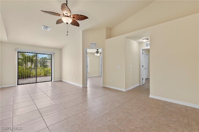 Building Photo - 3022 SW 15th Pl