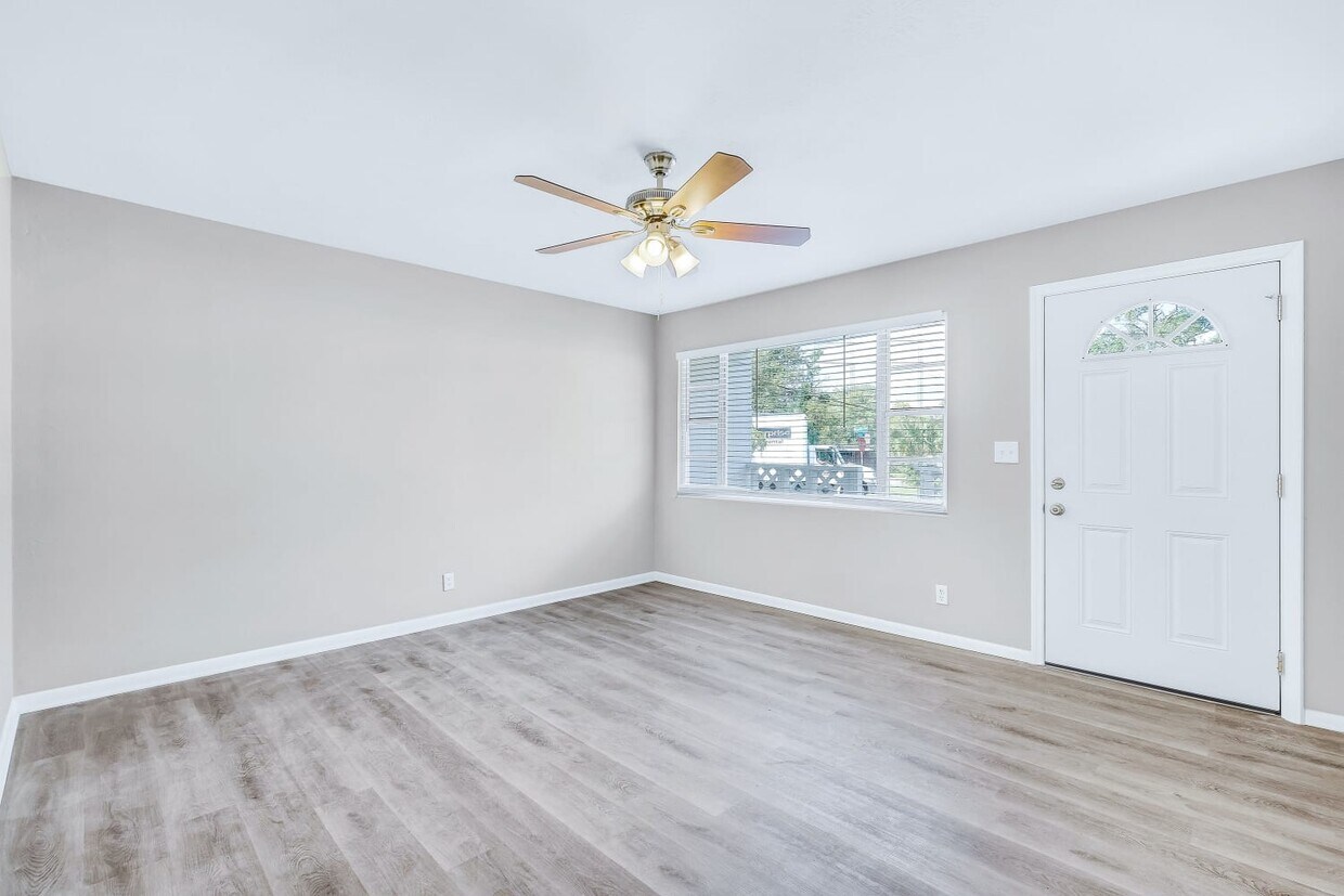 6410 Buckhurst Trl House Rental in Atlanta, GA