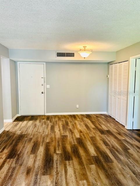 Foto del edificio - 711 Russell Ln