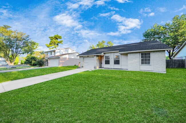 Foto del edificio - 9918 Peachridge Dr