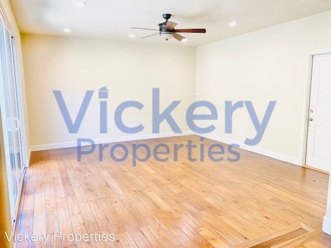 Building Photo - 5 br, 3 bath House - 212 Paseo Del Rio