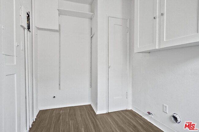Foto del edificio - 6087 Horner St