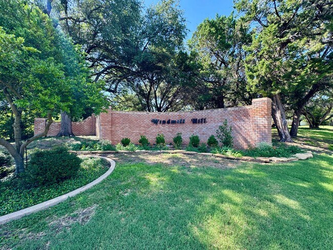 Foto del edificio - Single Family Home Available in Windmill Hill