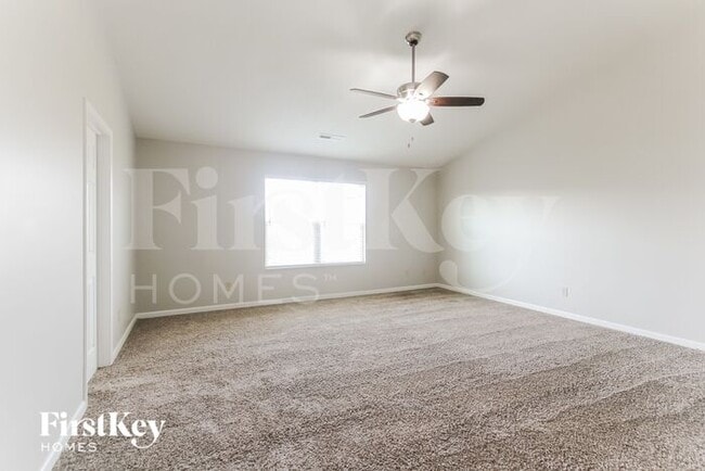 Building Photo - 18185 Knobstone Way