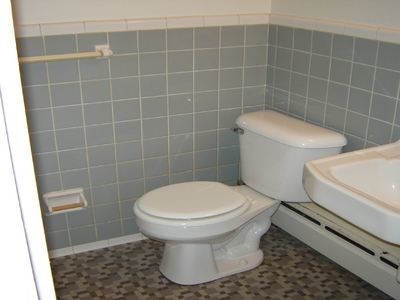 Foto del edificio - Studio, 1 bath  - 1019 Arbordale 2