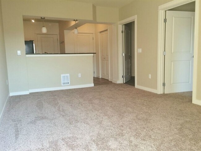 Building Photo - 1Bd/1Ba Seattle Condo