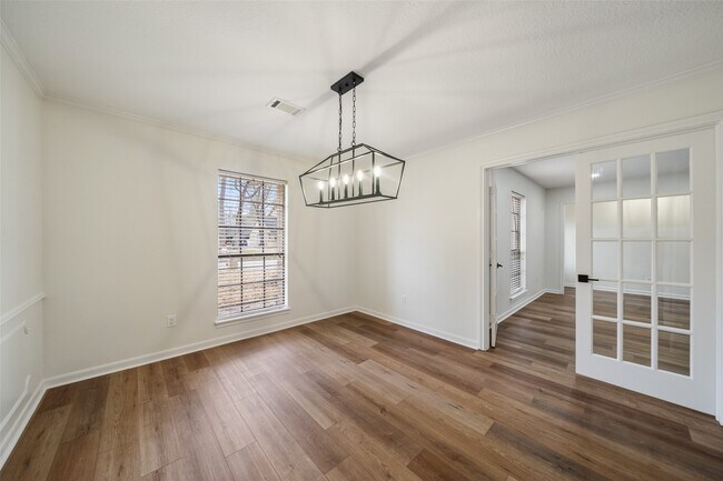 Foto del edificio - 3518 Cave Springs Dr