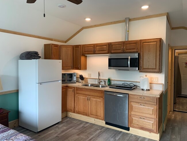 Includes all appliances - 3401 Hancock Rd