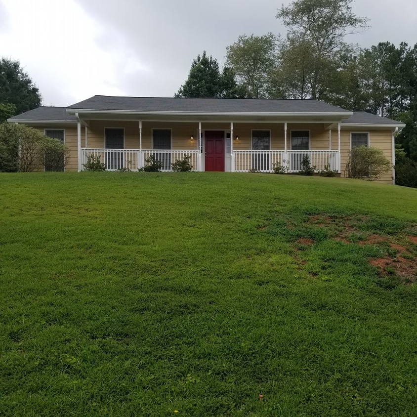 Primary Photo - BEAUTIFUL RANCH HOME IN ROSWELL