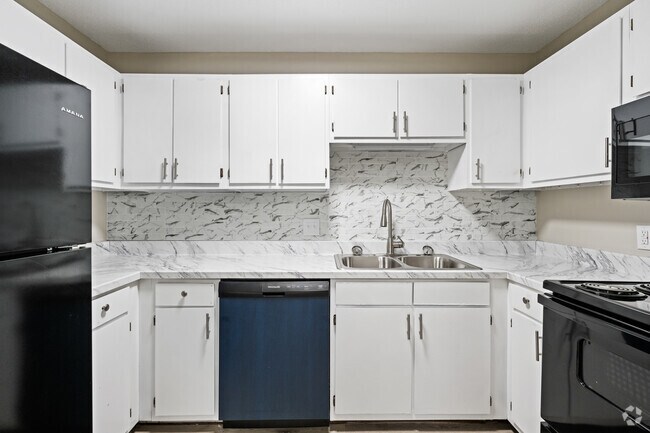 1 habitación, 1 baño, 780 pies cuadrados, cocina - Orleans Apartments