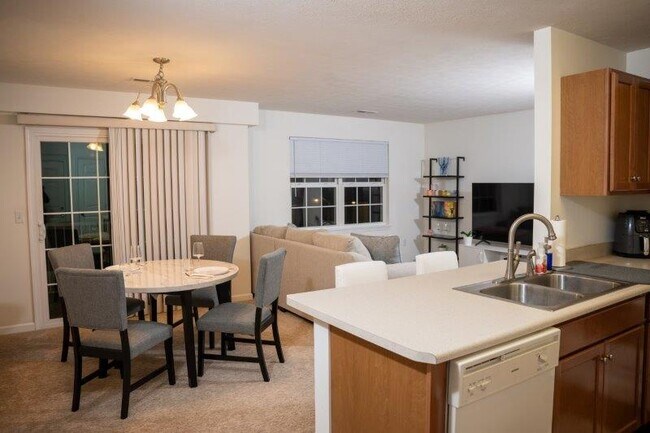 Erie Pa Luxury Apartments With Natural Ventilation preview
