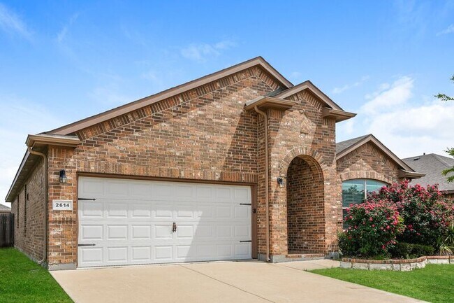 Foto del edificio - 2614 Lavender Ln