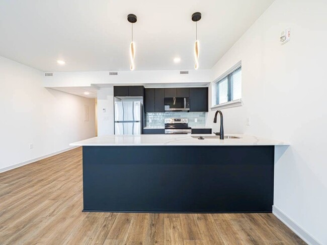 Interior Photo - Parkline