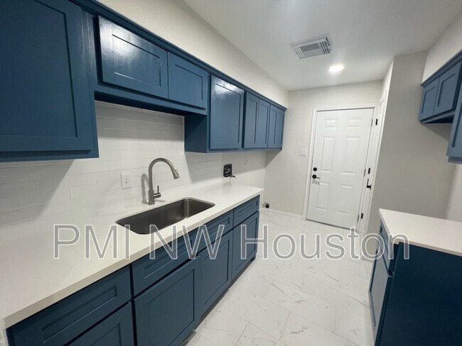 Foto del edificio - 2685 Gessner Rd