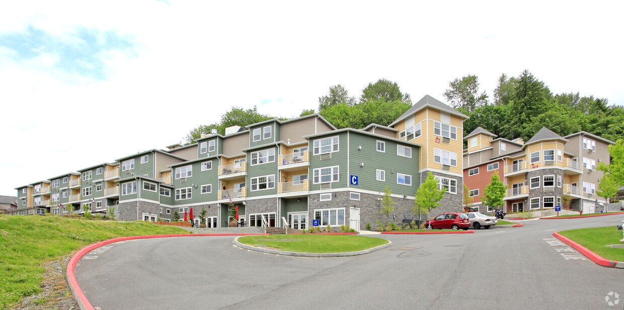 Chateau at Bothell Landing Apartments Bothell, WA