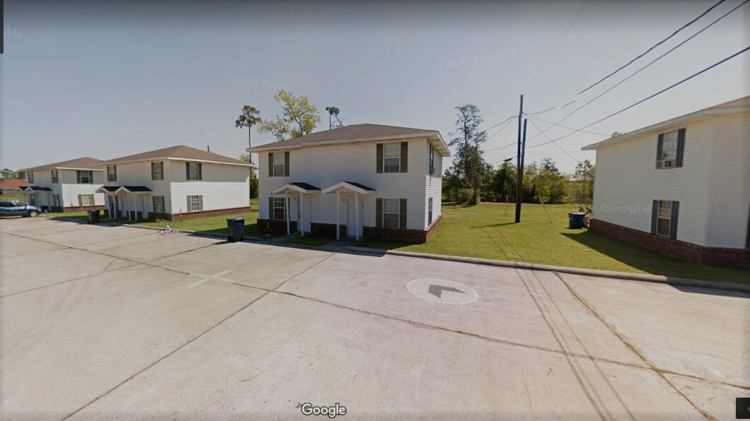 Primary Photo - 922 Prater Rd