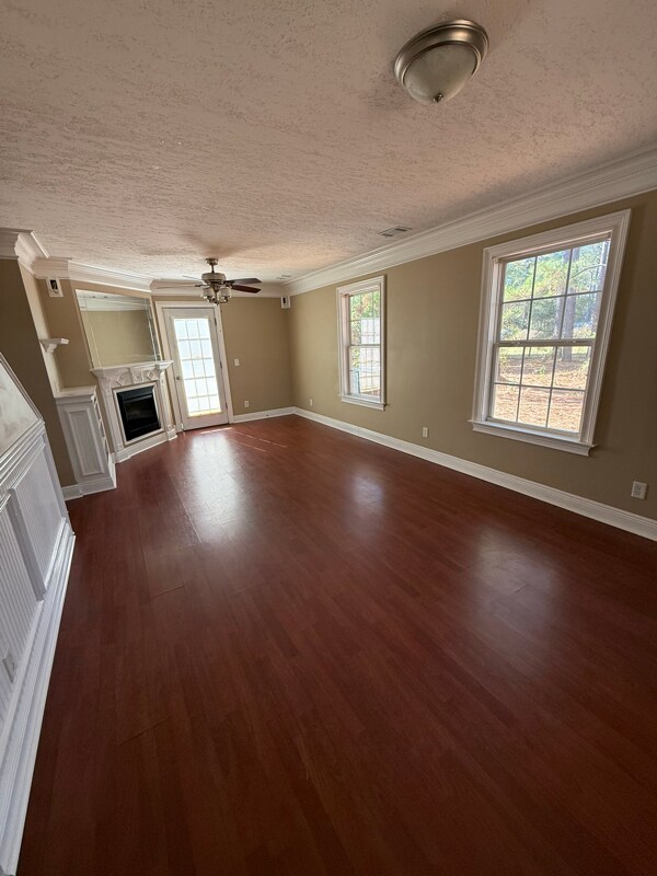 Foto del edificio - 168 Creekside Manor Rd