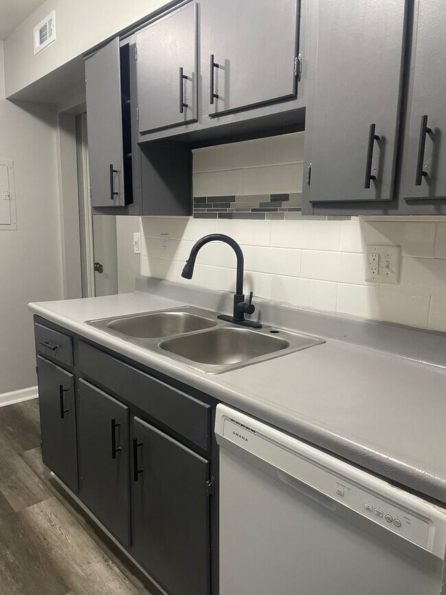 Foto del edificio - Bellagio West Living I