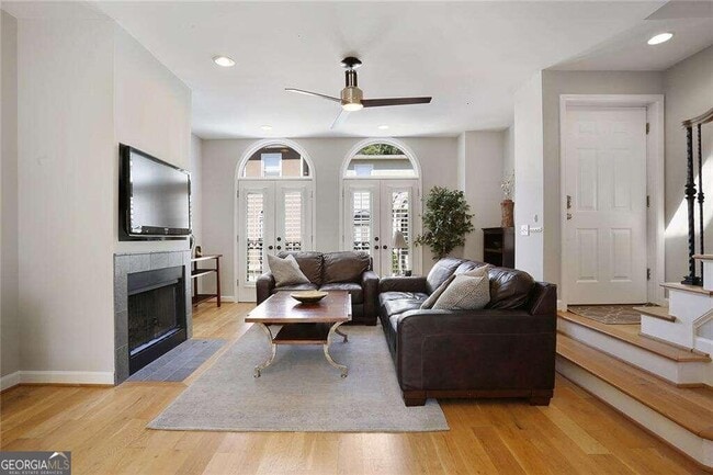 Foto del edificio - 833 Piedmont Ave NE