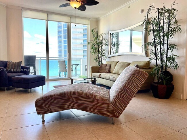 Building Photo - 3001 S Ocean Dr