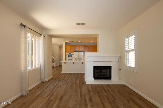 Building Photo - 326 Lakeview Ct