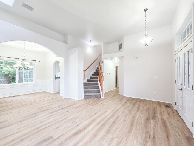 Foto del edificio - Updated 4BD Home in Gleneagle