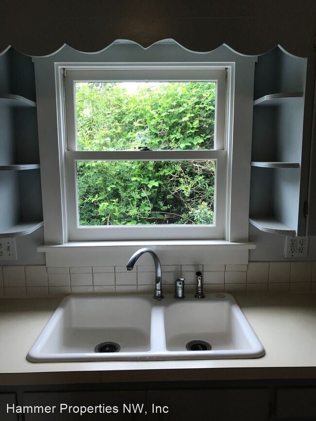 Building Photo - 2 br, 1 bath House - 2537 Valencia Street