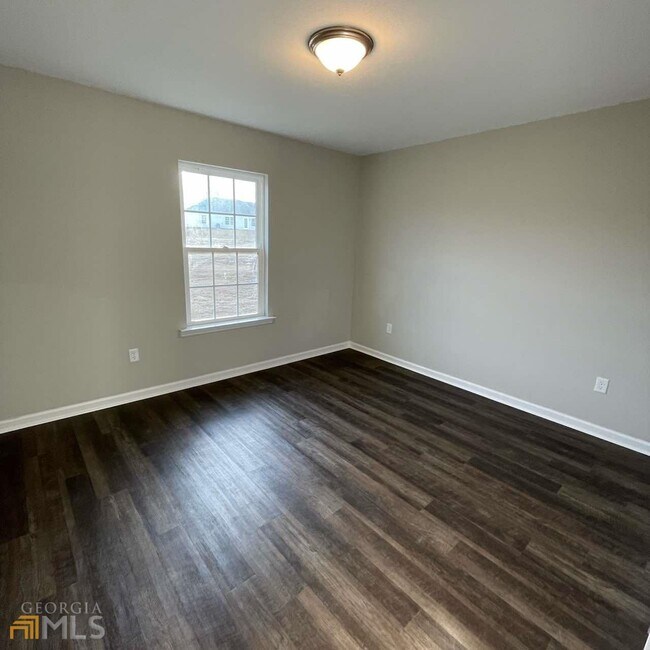 Foto del edificio - 132 Callaway Crescent