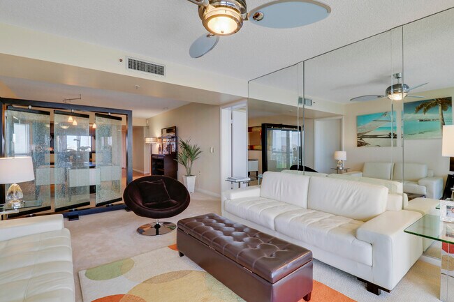 Building Photo - 601 S Seas Dr