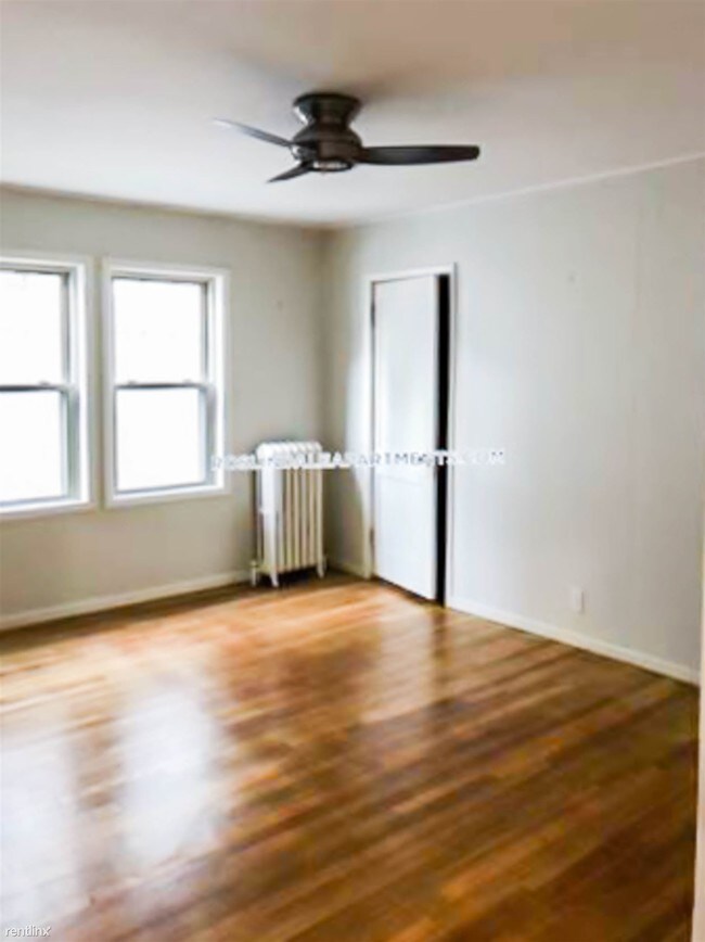 Building Photo - 28 Montvale St