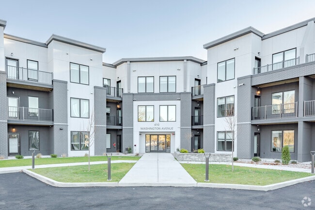 410 Wave - 410 Wave Apartments