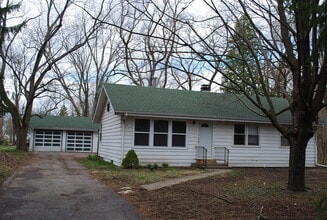 Building Photo - 23184 N Richards Ct