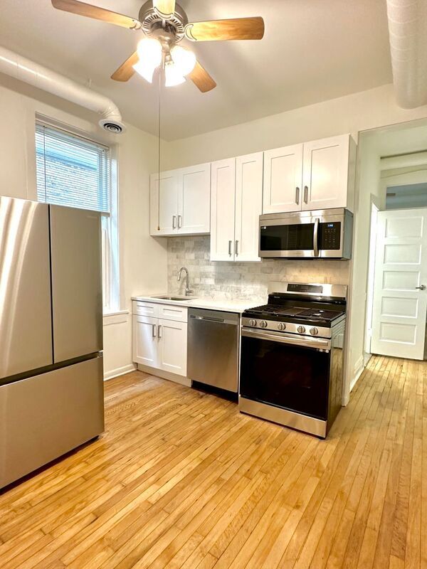 Foto del edificio - 2303 S Oakley Ave