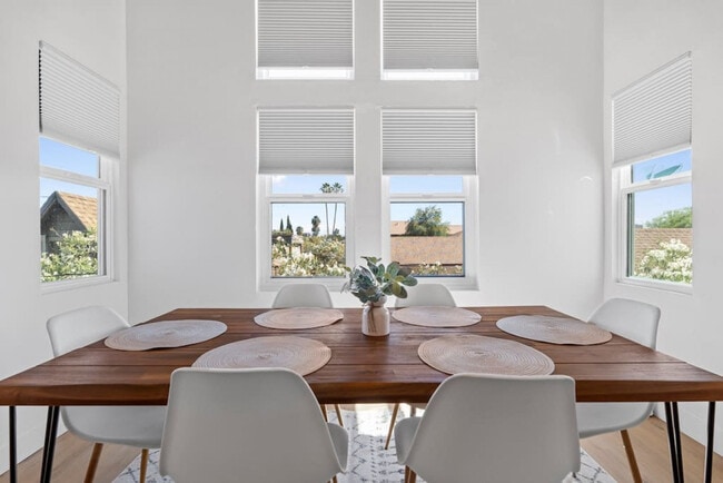 Foto del edificio - 4637 N 8th Pl