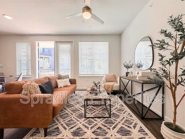 Foto del edificio - 710 Shine St