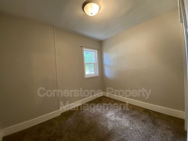 Foto del edificio - 704 14th Ave N