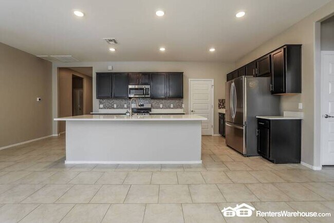 Foto del edificio - Spacious updated 4 Bed, 2 Bath home in Tucson