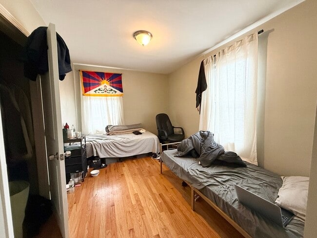 Foto del edificio - 3977 Washington St