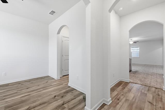 Foto del edificio - 13518 Mineral Rd