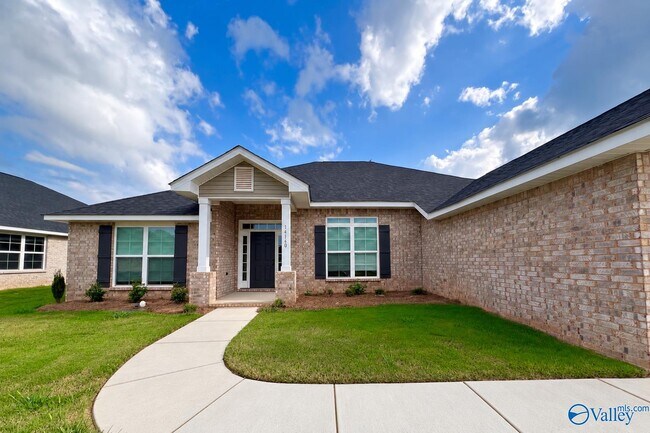 Building Photo - 14140 Wildflower Dr