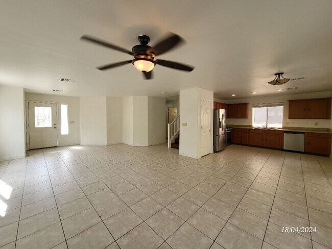 Foto del edificio - 4330 Mangrove Bay St
