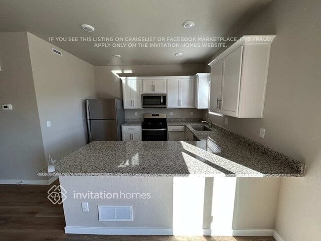 Foto del edificio - 7216 Dolores Ave