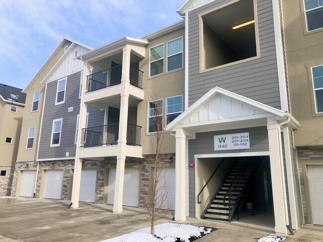 Foto del edificio - 1342 N 3650 W