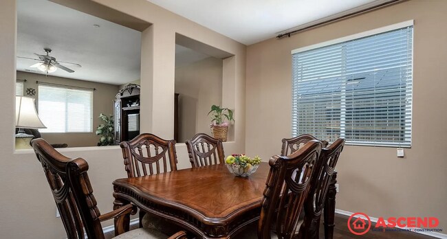 Foto del edificio - Fabulous Home Off Kern Canyon Rd and Mesa ...