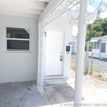 Building Photo - 618 58th St