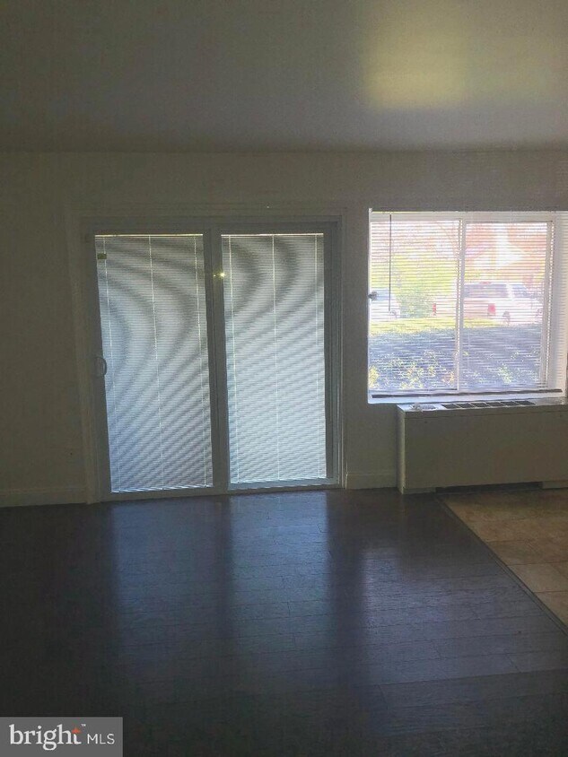 Foto principal - 5601 Parker House Terrace