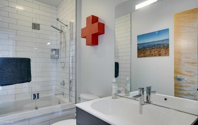 Building Photo - 1 br, 2 bath Condo - 1101 Washington Ave
