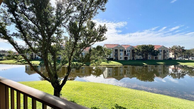 Foto del edificio - 4220 San Marino Blvd