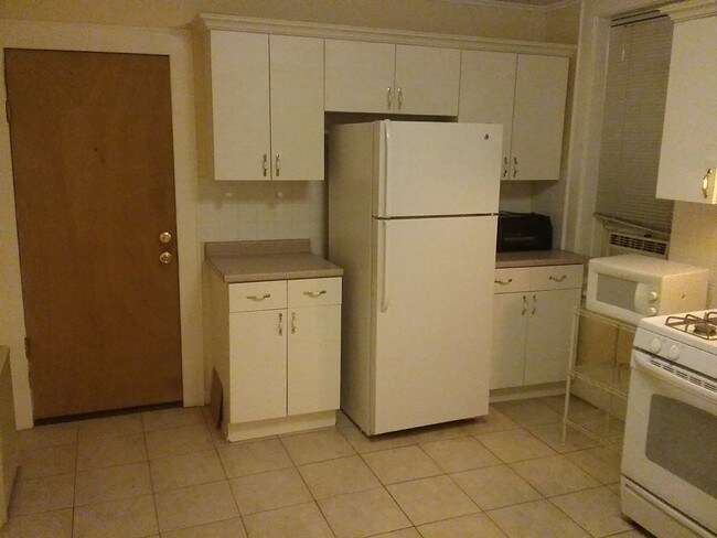 Building Photo - 546 Valley Brook Ave Lyndhurst NJ