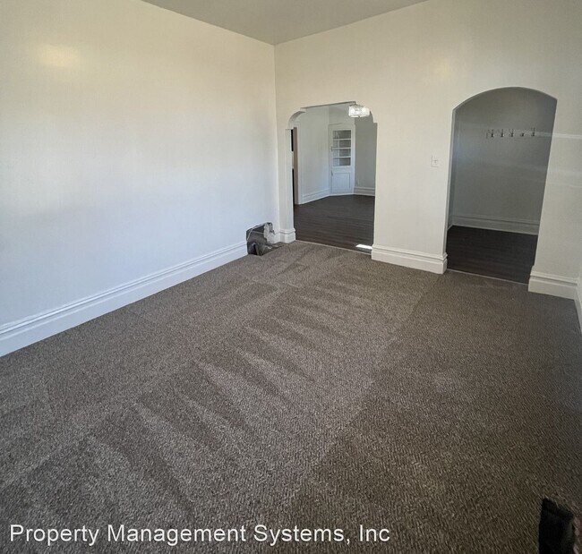 Building Photo - 5 br, 2.5 bath House - 139 S Jeremy St (82...